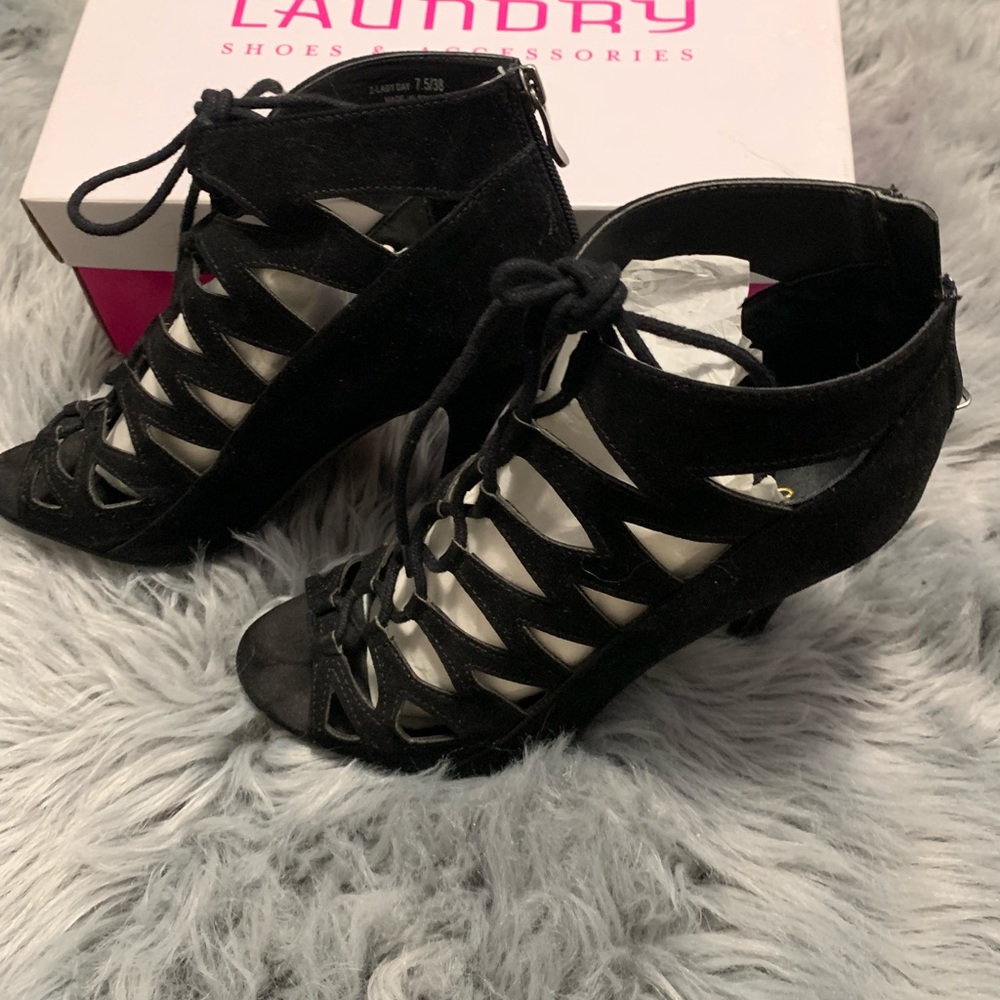Chinese laundry heels